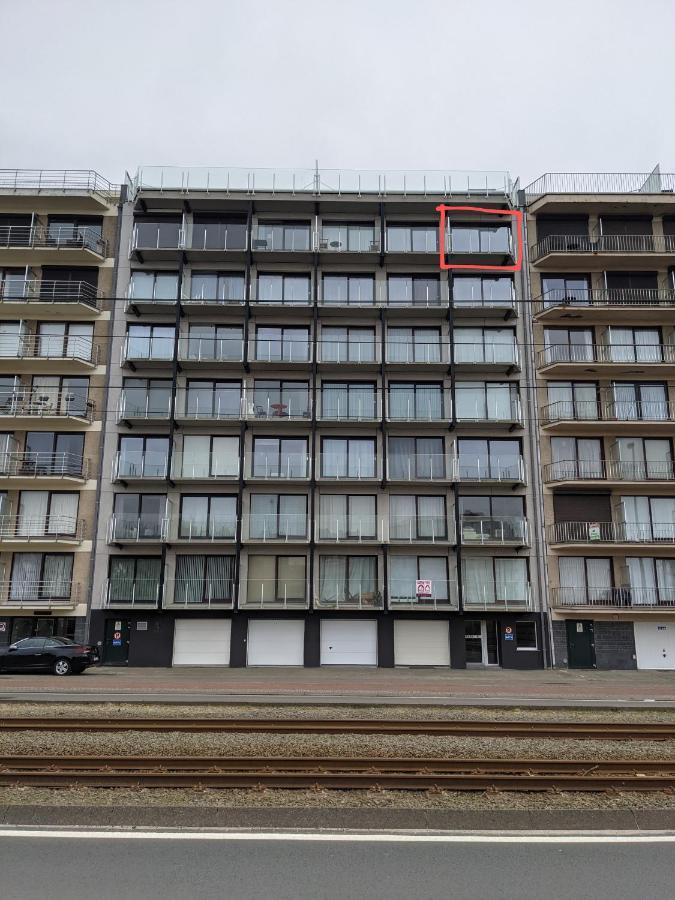 Studio Met Frontaal Zeezicht Middelkerke Exterior foto